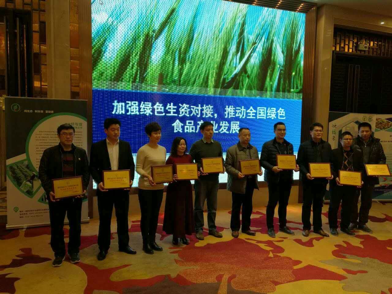 1492734599137658.jpg 1492734599137658.jpg